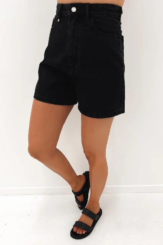 Koko Short Aged Black