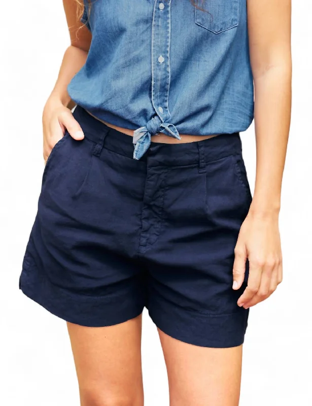 Waterford Walking Shorts In Navy